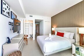 Luxury Beachfront Condos in Hollywood