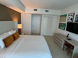 Luxury Beachfront Condos in Hollywood