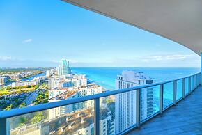 Luxury Beachfront Condos in Hollywood