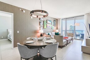 Luxury Beachfront Condos in Hollywood