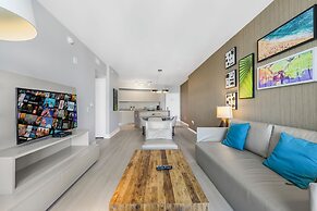 Luxury Beachfront Condos in Hollywood