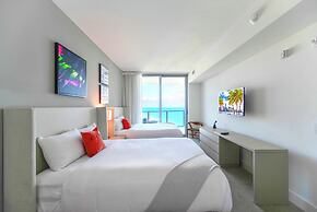 Luxury Beachfront Condos in Hollywood