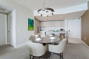 Luxury Beachfront Condos in Hollywood