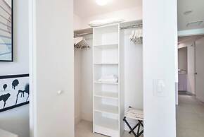 Luxury Beachfront Condos in Hollywood