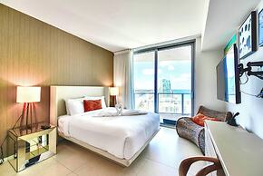 Luxury Beachfront Condos in Hollywood