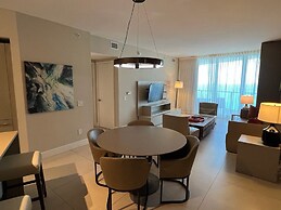 Luxury Beachfront Condos in Hollywood