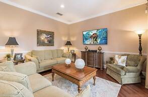 Disney theme 5 bed 5 bath with pool