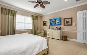 Disney theme 5 bed 5 bath with pool