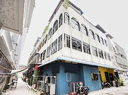 SPOT ON 91792 Solo Baru 2 Homestay Syariah