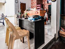 SPOT ON 91792 Solo Baru 2 Homestay Syariah