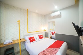 Capital O 90874 Millenium Inn 2