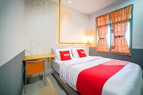 Capital O 90874 Millenium Inn 2