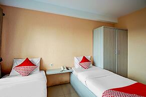 Super OYO 90245 Tridasa