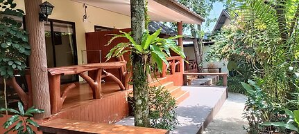 Baan Suan Villas Resort