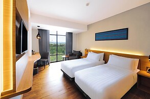 Harper Kupang by ASTON