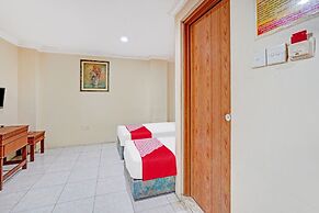 OYO Life 90380 Andalus Hotel Syariah