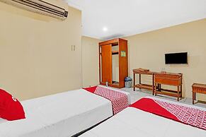 OYO Life 90380 Andalus Hotel Syariah