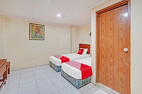 OYO Life 90380 Andalus Hotel Syariah