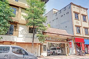 OYO Life 90380 Andalus Hotel Syariah