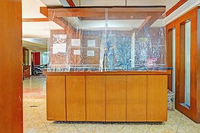 OYO Life 90380 Andalus Hotel Syariah