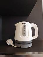 Millerz Square by Mykey