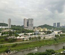 Millerz Square by Mykey