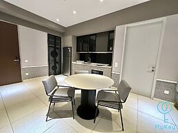 Millerz Square by Mykey