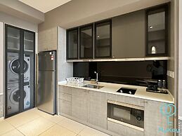 Millerz Square by Mykey