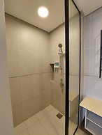 Millerz Square by Mykey