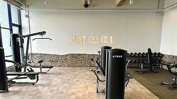 Millerz Square by Mykey