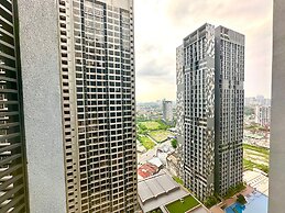 Millerz Square by Mykey