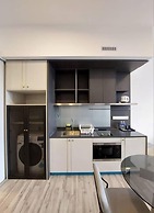 Millerz Square by Mykey