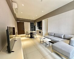 Millerz Square by Mykey