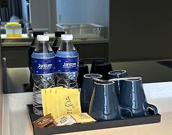 Millerz Square by Mykey