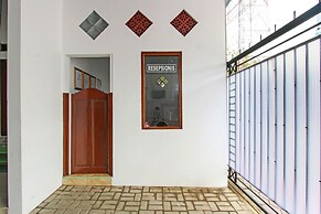 OYO 91817 Hotel Grand New Si Jago