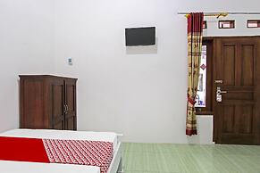 OYO 91817 Hotel Grand New Si Jago