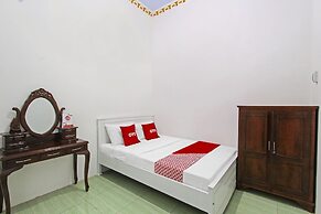 OYO 91817 Hotel Grand New Si Jago