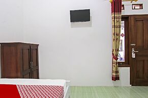 OYO 91817 Hotel Grand New Si Jago