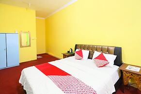 OYO 91839 Penginapan Sulthan Penyengat Syariah