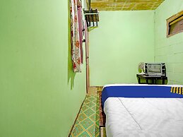 SPOT ON 91320 Pondok Elia Syariah