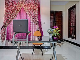 SPOT ON 91320 Pondok Elia Syariah