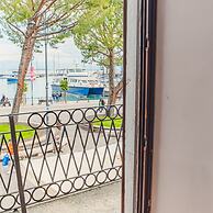 Romantic Coast View - Italian Homing