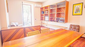 Romantic Coast View - Italian Homing