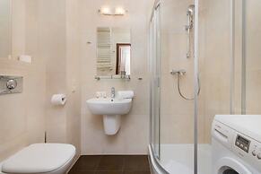 Elegant Apartment Seaside by Renters