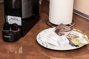 Elegant Apartment Seaside by Renters