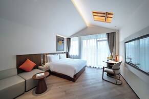 TELLUS. Qingchengshan Hot Spring Hotel