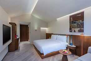 TELLUS. Qingchengshan Hot Spring Hotel