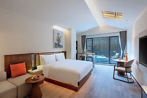 TELLUS. Qingchengshan Hot Spring Hotel