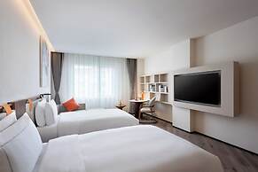 TELLUS. Qingchengshan Hot Spring Hotel