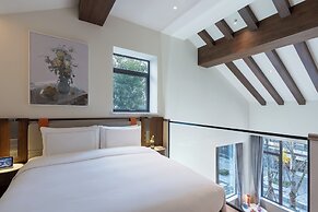 TELLUS. Qingchengshan Hot Spring Hotel